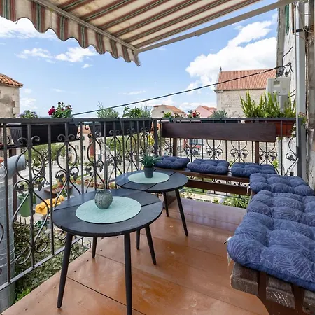 Rebecca Guest house Makarska