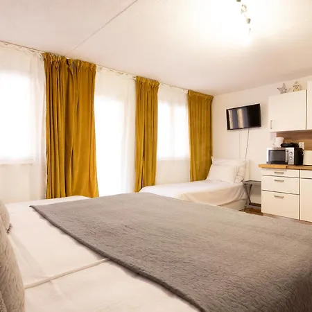 Rebecca Guest house 3*