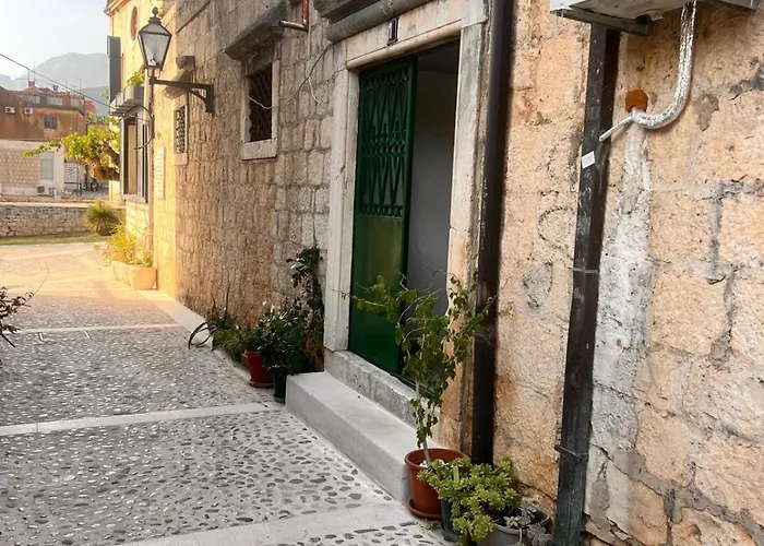 Rebecca 3* マカルスカ